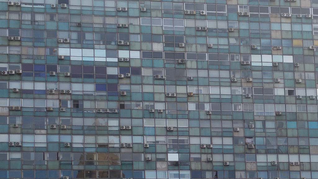 Los Edificios mas feos de Montevideo