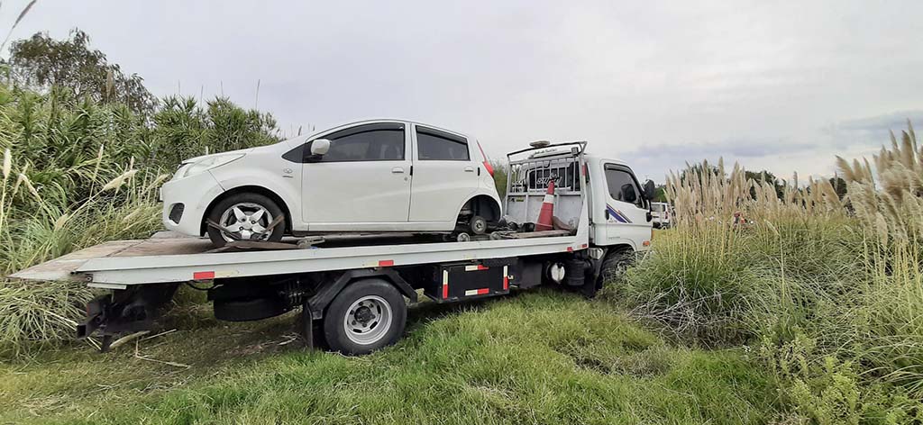 me robaron el auto 06