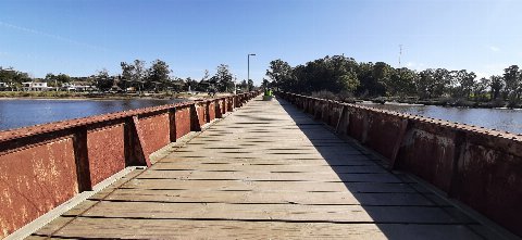 Puente Ferroviario Parque del Plata